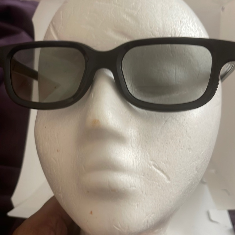 Glasses (Real D 3D